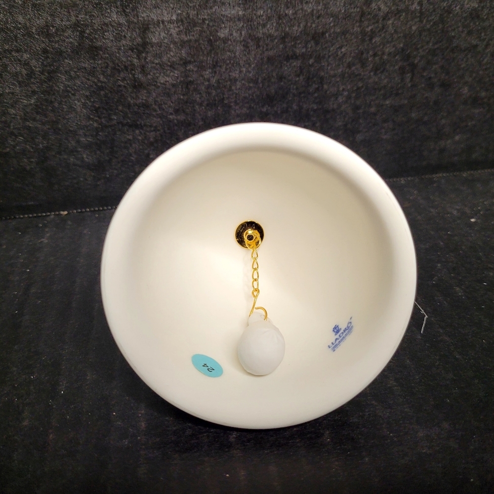 1991 Lladro Campanita Navidad 1.991 Christmas Bell with Pink and White #5803 - Picture 8 of 10
